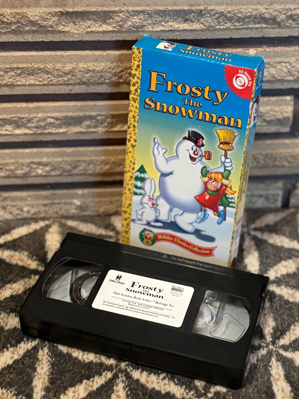 90's "Frosty the Snowman" VHS Tape - Holiday Classics Collection - Christmas VHS